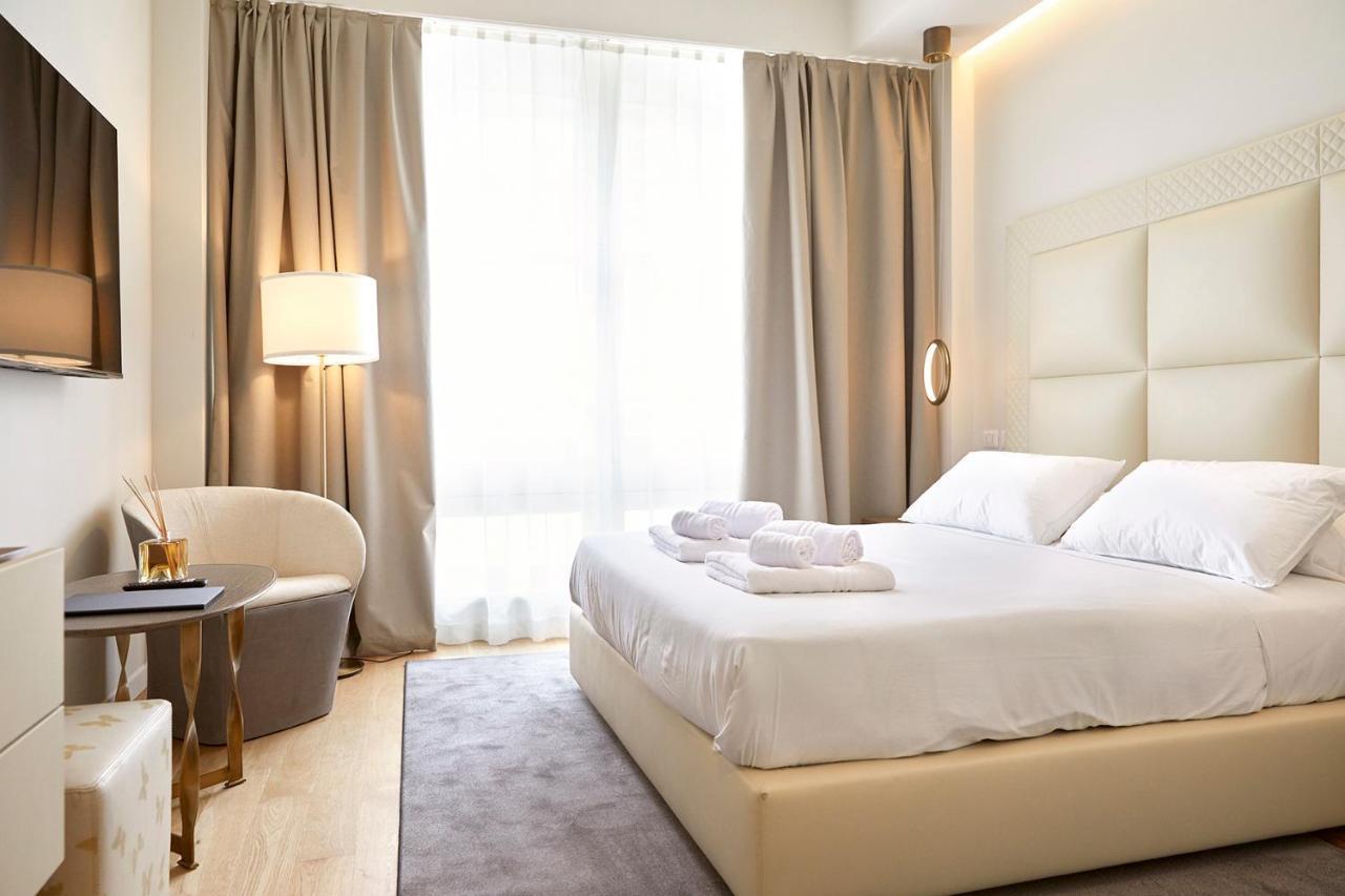 Prestige Boutique Aparthotel -Piazza Duomo มิลาน ภายนอก รูปภาพ