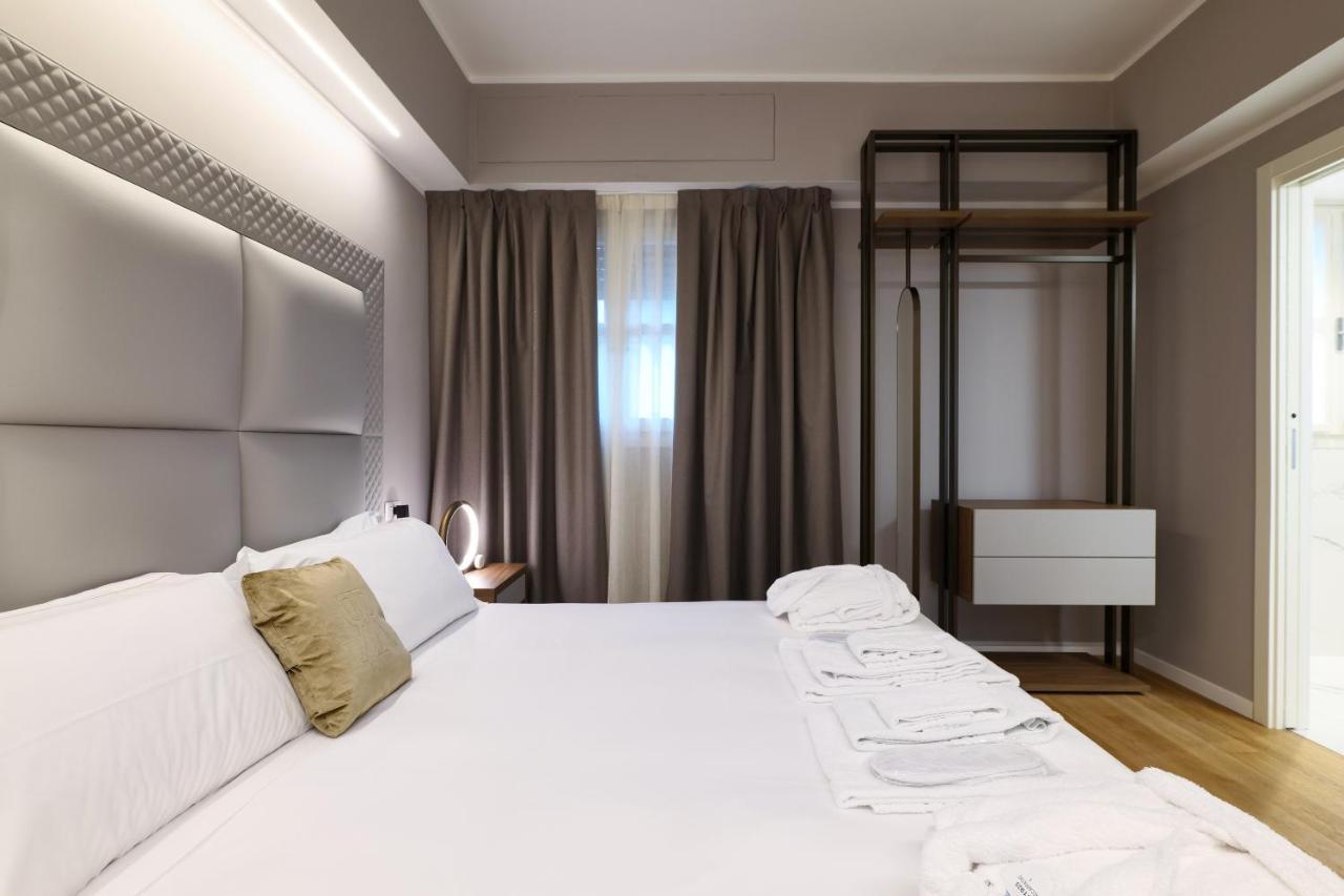 Prestige Boutique Aparthotel -Piazza Duomo มิลาน ภายนอก รูปภาพ